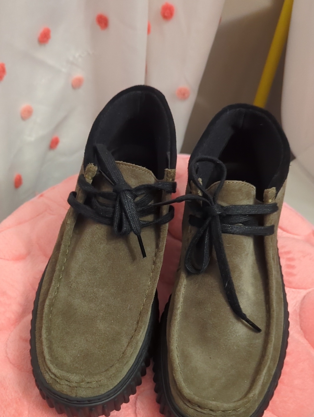 Clarks Men’s Olive Suede Chukka Boots with Black Trim